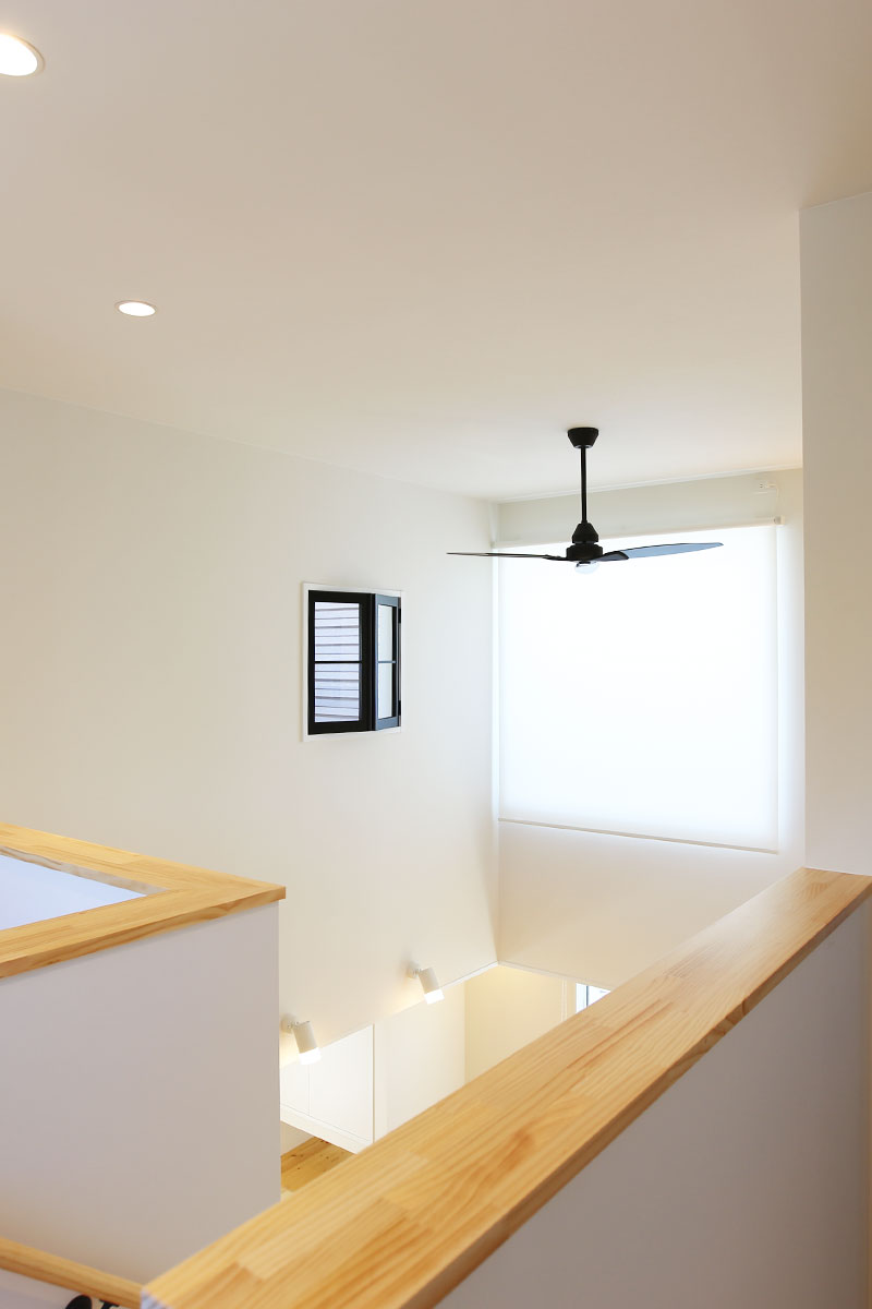 白漆喰が美しい開放的な空間が広がるデザイナーズ住宅