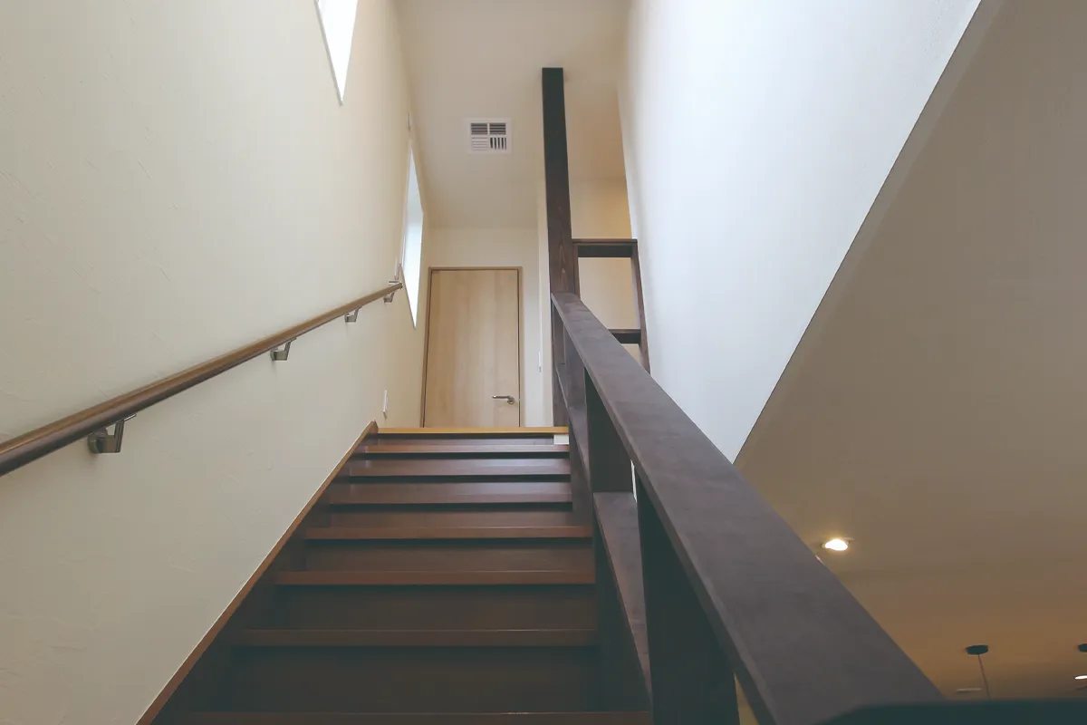 黒を基調とした大人カッコイイシンプルモダンの家