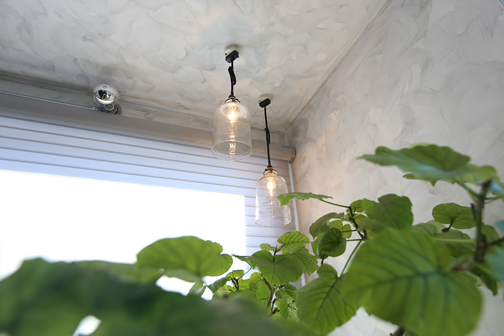 暮らし快適アイデア満載のスタイリッシュモダンの無垢の家