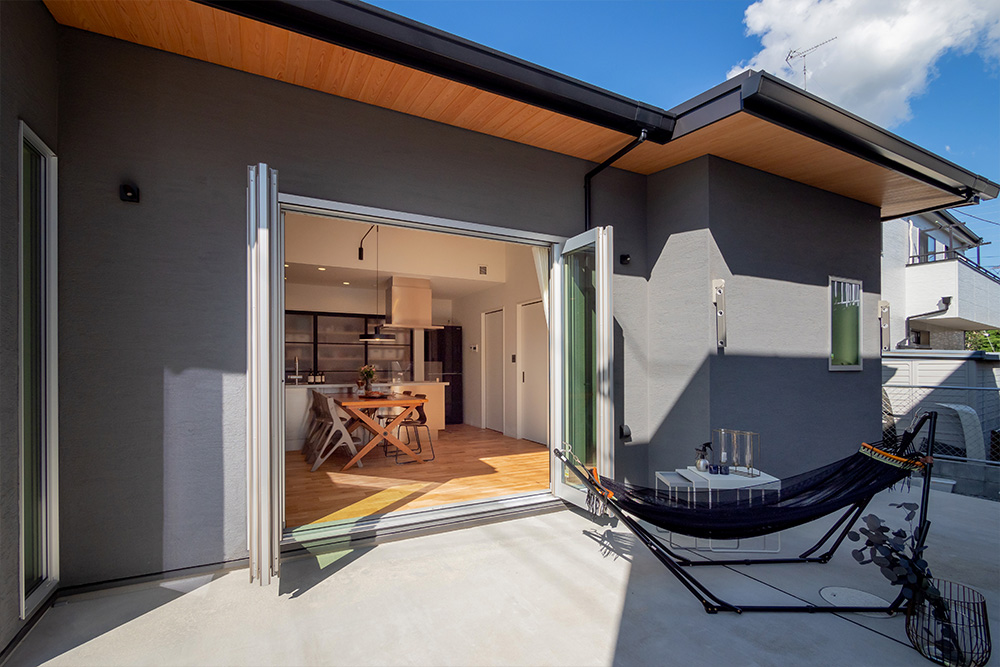 住宅街でも「コンパクトに豊かに暮らす」を叶える平屋の家