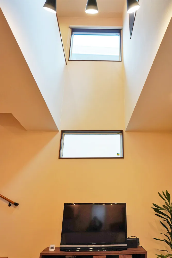 絵本から飛び出したような可愛さと優雅さが漂う家