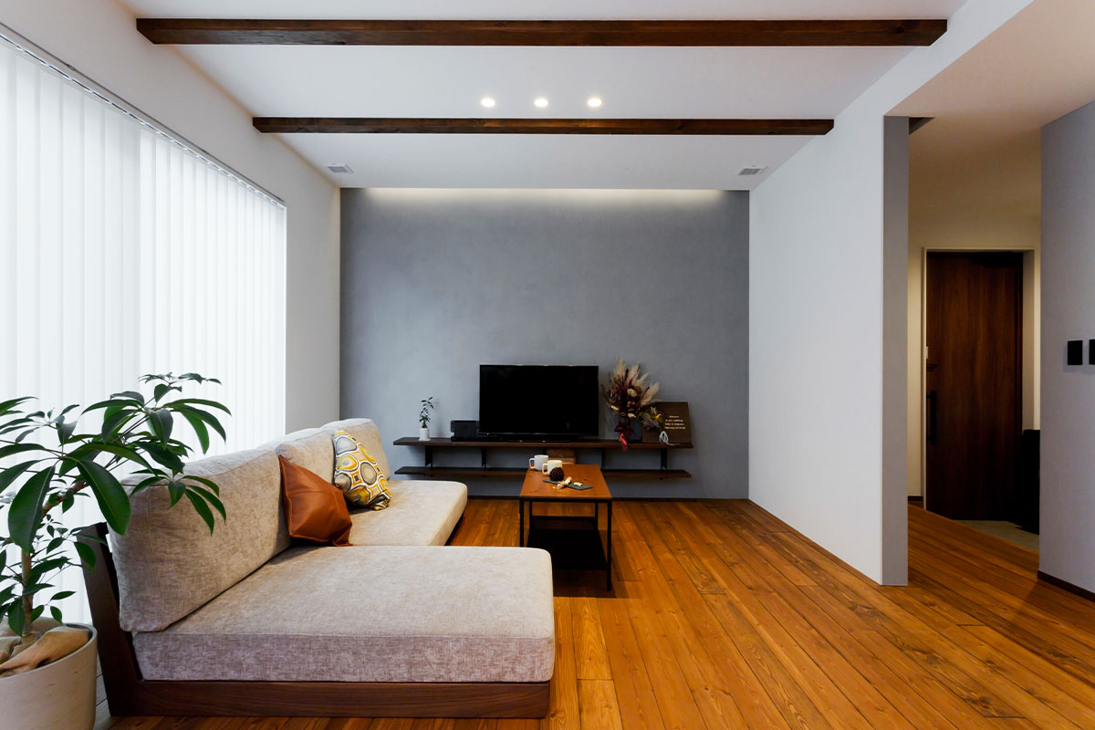 自然素材溢れる大人かっこいいシンプルモダンのデザイナーズ住宅