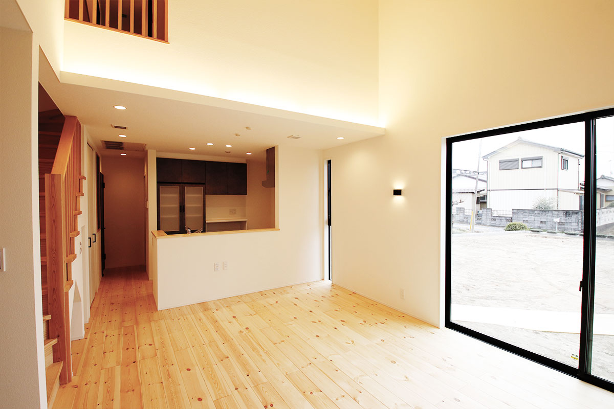 トンガリさんかくのナチュラルモダンの無垢の家