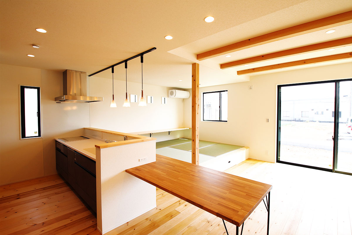 家族団欒を叶える高気密高断熱の無垢の家