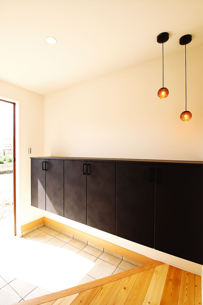 家族団欒を叶える高気密高断熱の無垢の家