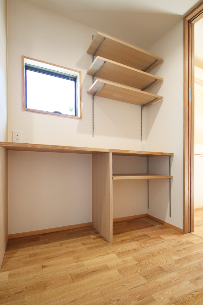 木の温かみあふれるスタイリッシュな平屋住宅