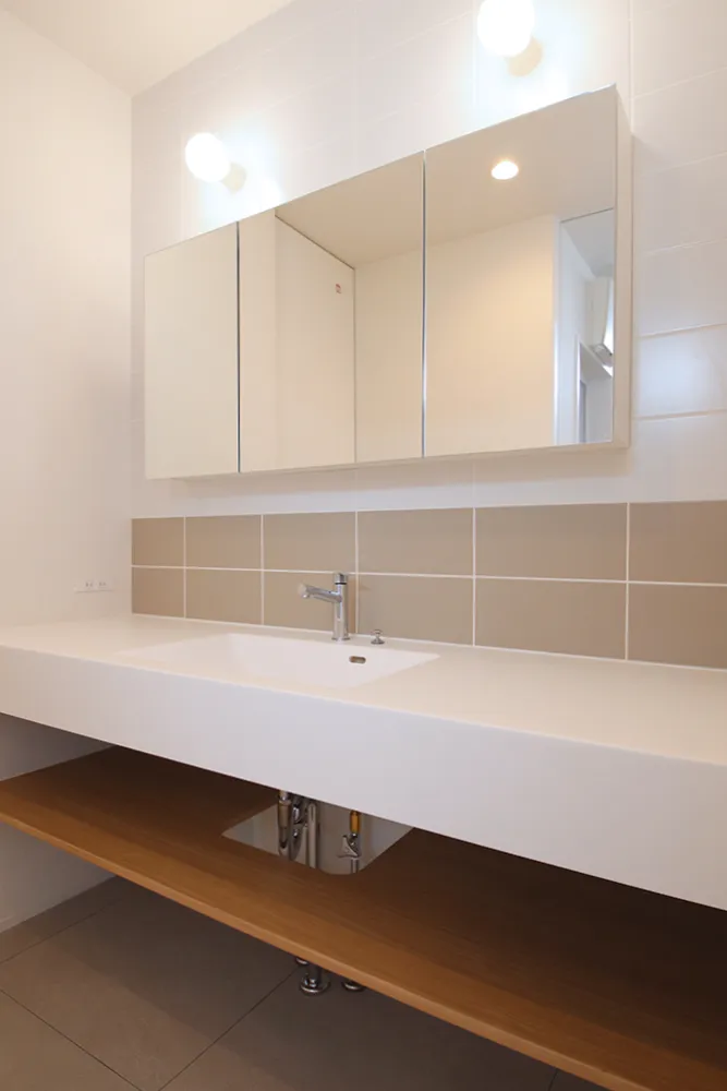 太陽光発電と全館空調で快適！吹き抜けが開放的なデザイナーズ注文住宅