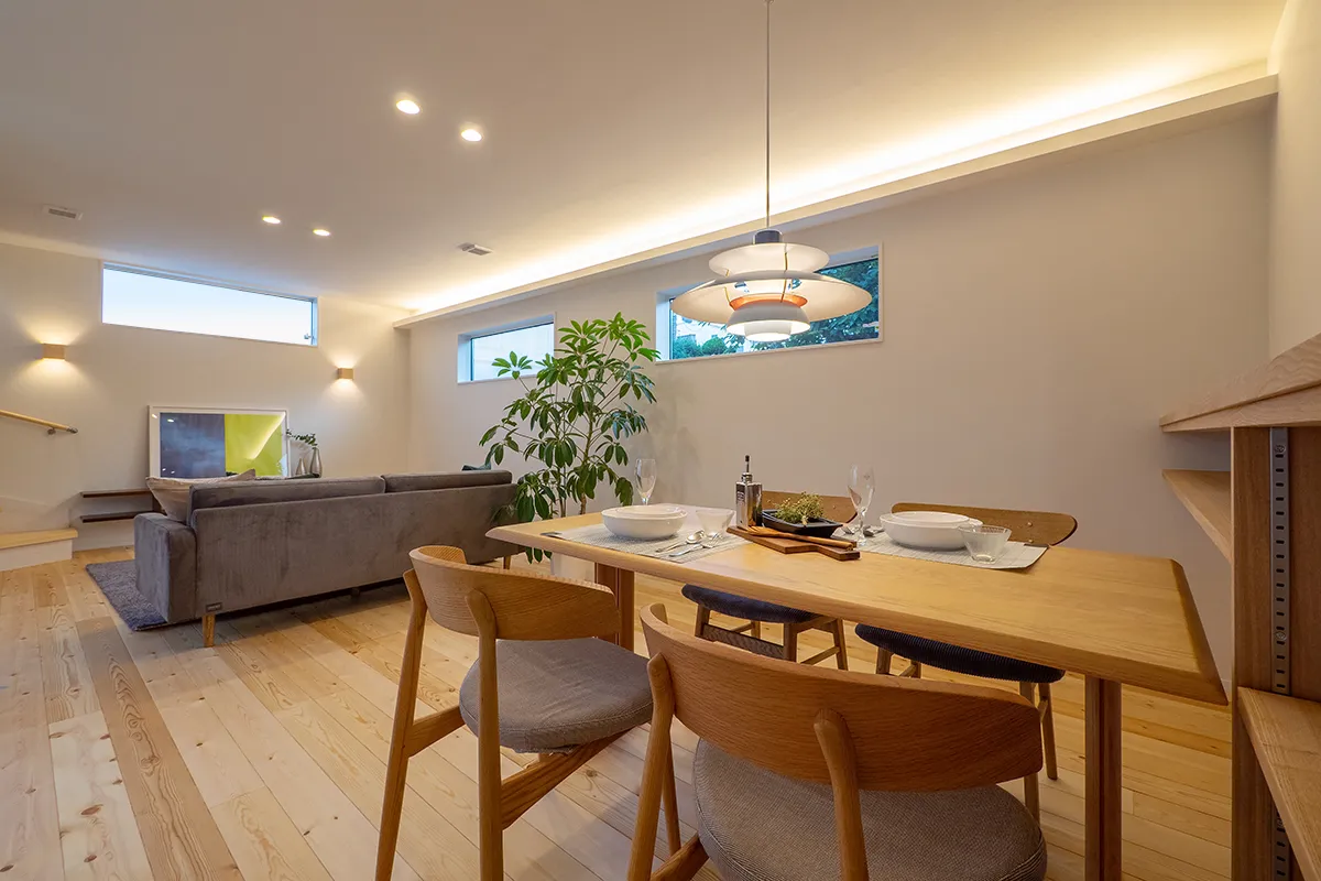 明るく開放的なLDKと帰宅動線が快適な家