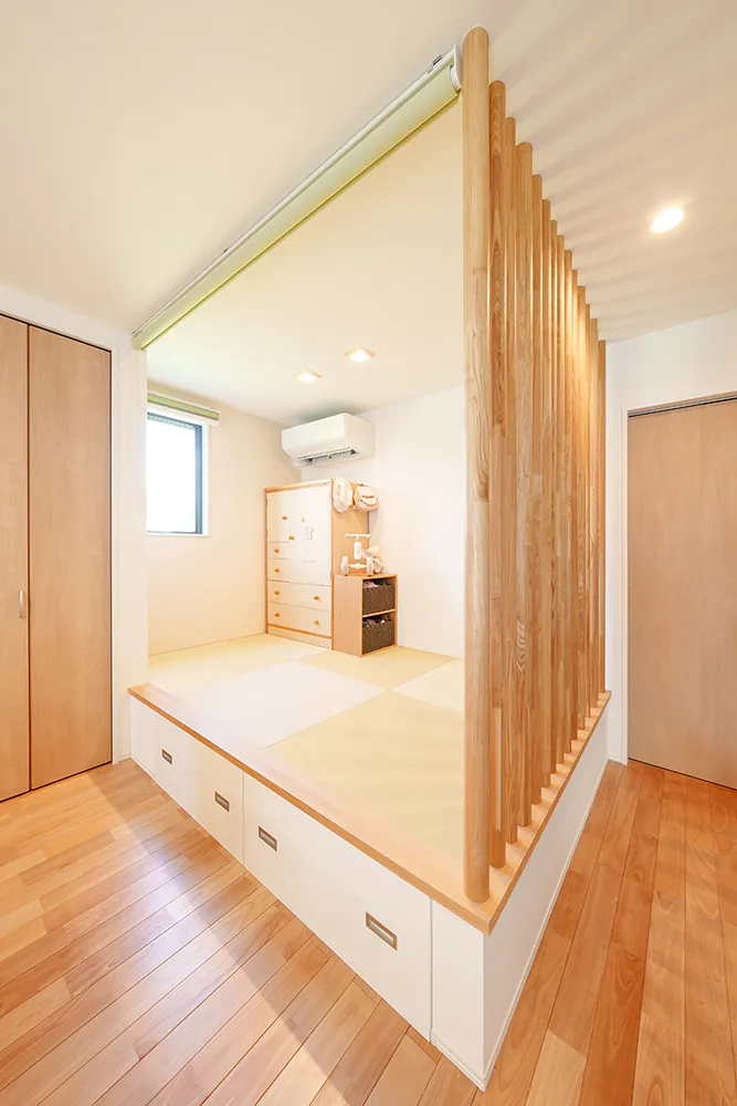 アクアリウムを楽しむ子育て世代のセミオーダー住宅