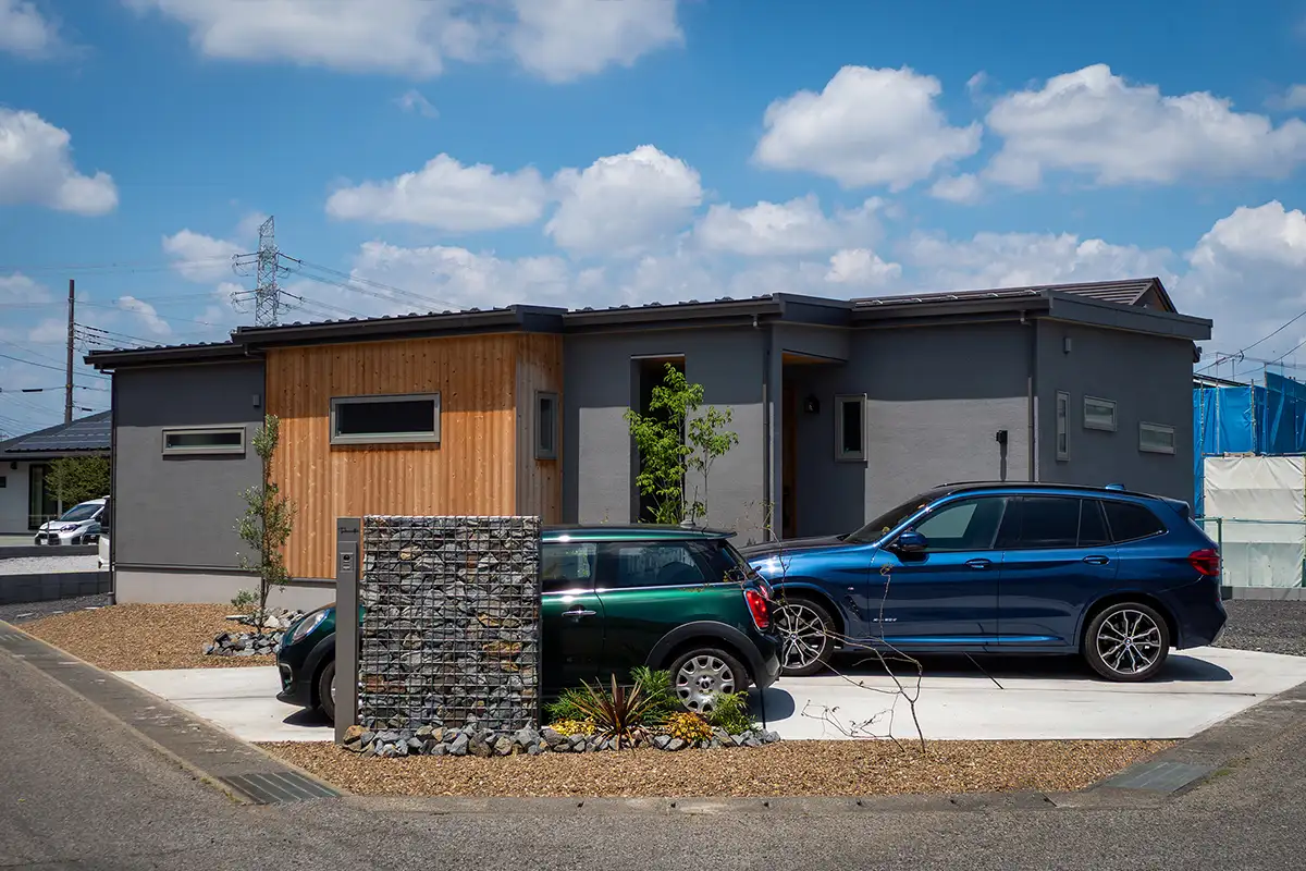 美しさと快適さを両立するモダンな平屋住宅
