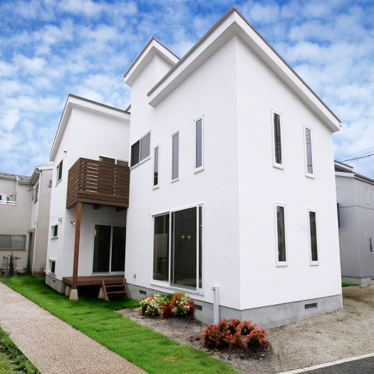 埼玉県北足立郡 自然素材でまとめた純白のナチュラル住宅