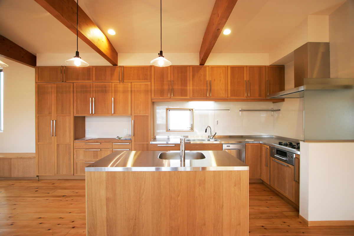 和の趣と無垢の素材感が凝縮した和モダンの家