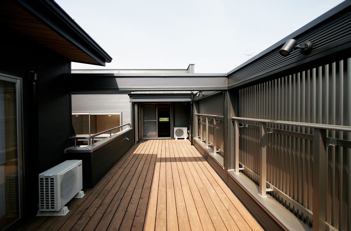 和の趣と無垢の素材感が凝縮した和モダンの家