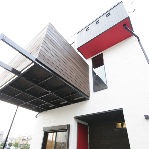 ロフトにウッドデッキ!遊び心が一杯の3階建住宅