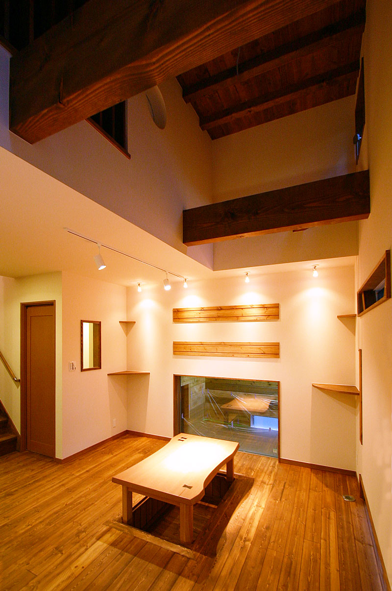 遊び心いっぱい！バイクガレージのある注文住宅